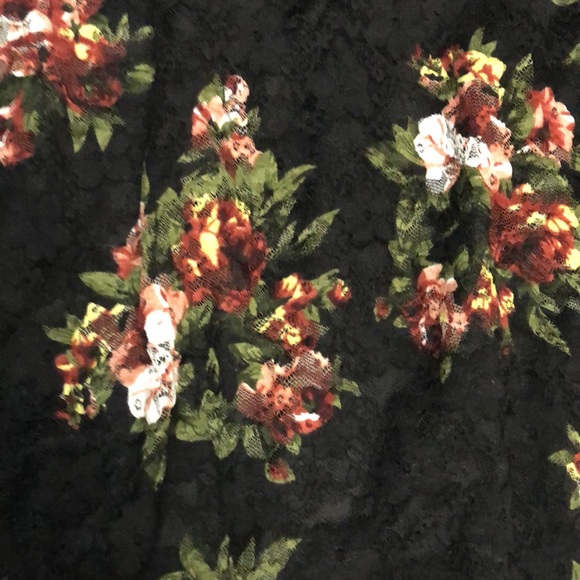 Bella & Birdie Girl's Floral Lace dress - Picture 4 of 6